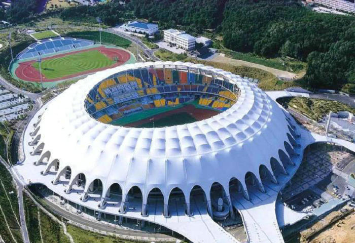 釜山世界杯体育场是PTFE膜结构
